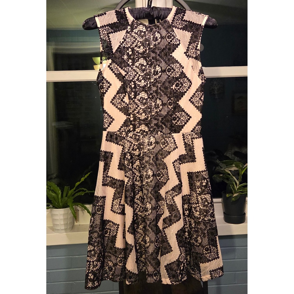 Fire Los Angeles Lace‎ Fit & Flare Dress Party Cocktail Black Beige - Size M